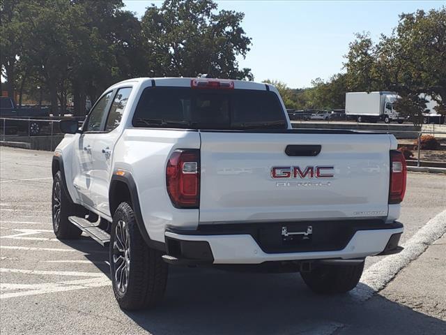 new 2024 GMC Canyon car