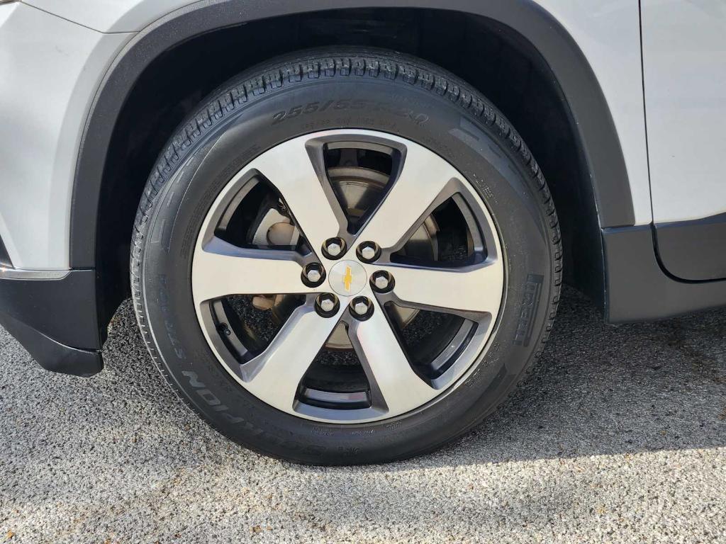 used 2018 Chevrolet Traverse car, priced at $13,977