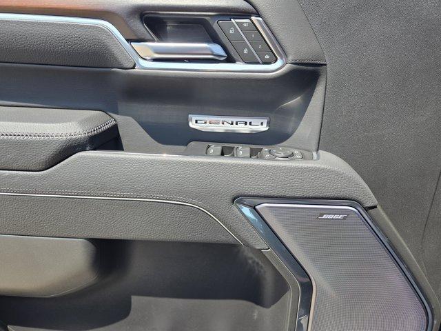 new 2025 GMC Sierra 1500 car, priced at $69,395