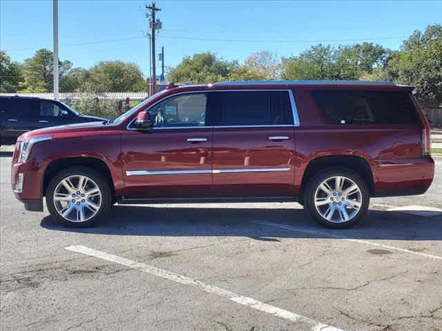 used 2019 Cadillac Escalade ESV car, priced at $35,977