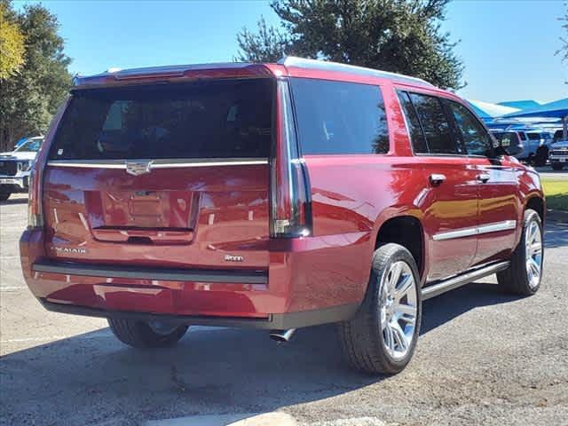 used 2019 Cadillac Escalade ESV car, priced at $35,977