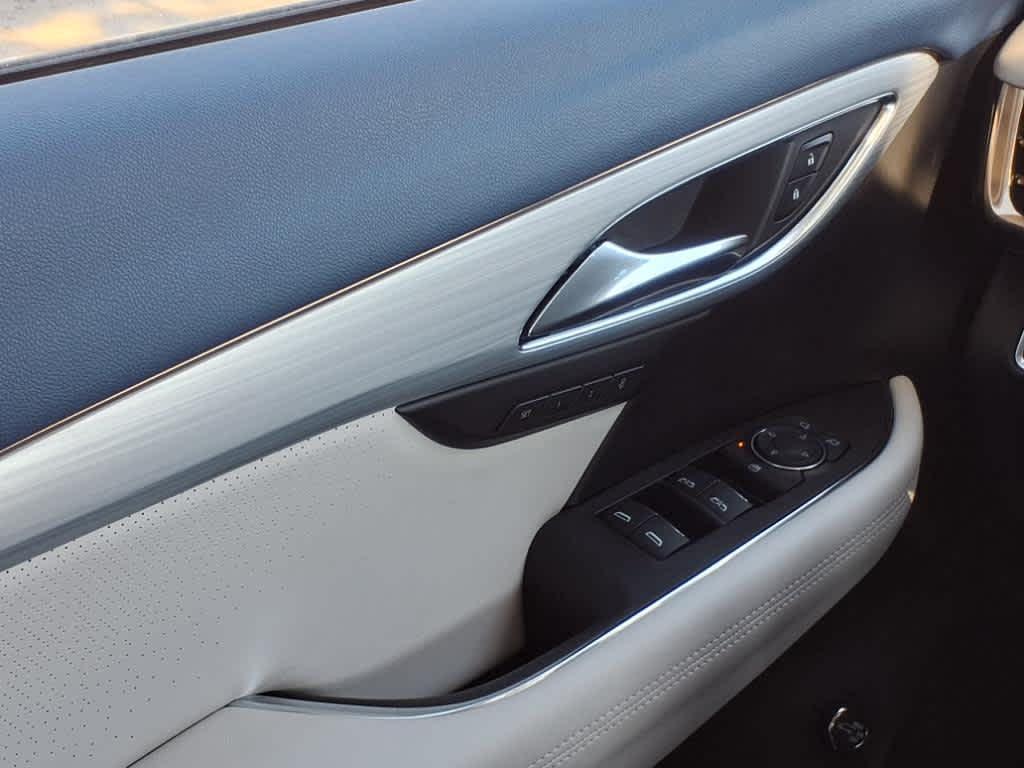 new 2025 Buick Envision car, priced at $45,495