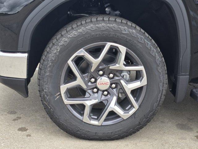 new 2025 GMC Sierra 1500 car, priced at $57,525