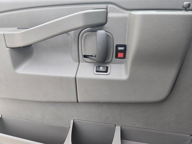 new 2025 Chevrolet Express 2500 car