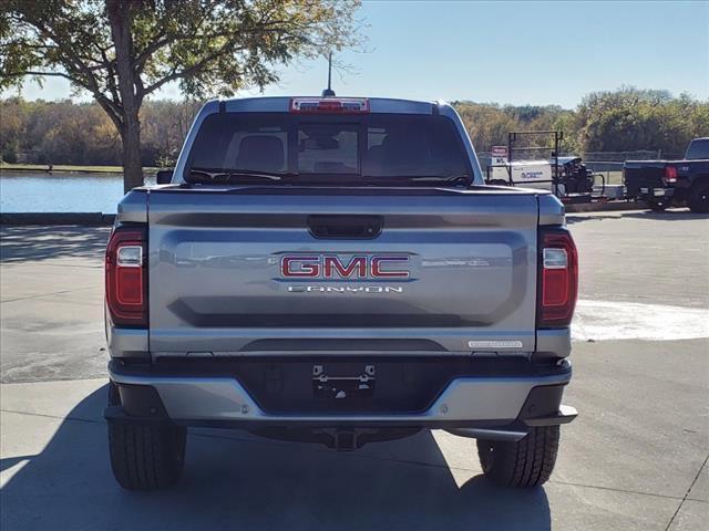 new 2024 GMC Canyon car