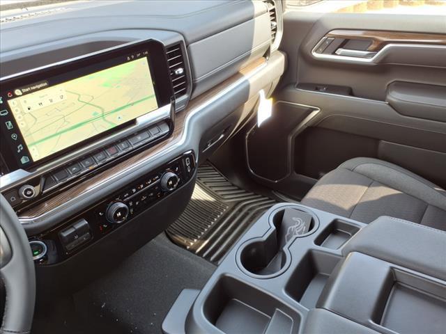 new 2025 Chevrolet Silverado 1500 car, priced at $46,645