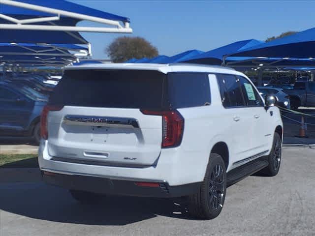 new 2024 GMC Yukon XL car