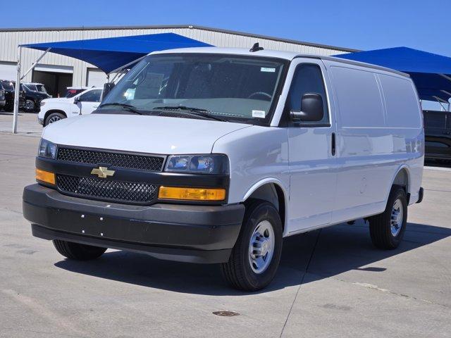 new 2025 Chevrolet Express 2500 car