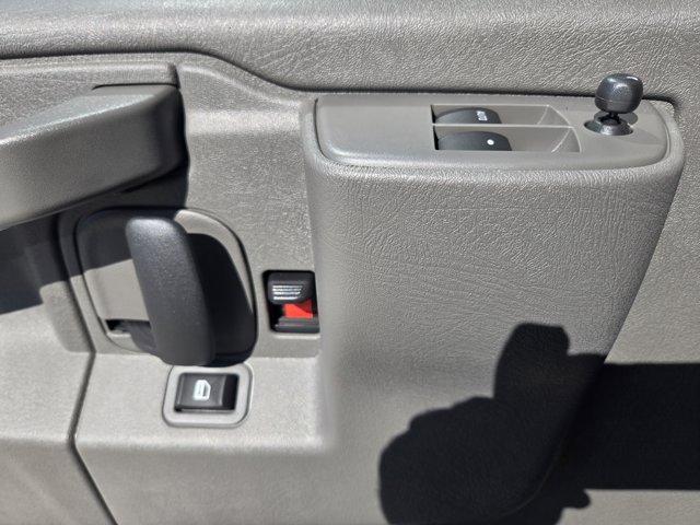 new 2025 Chevrolet Express 2500 car