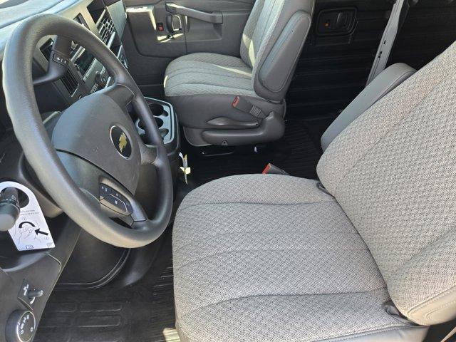 new 2025 Chevrolet Express 2500 car