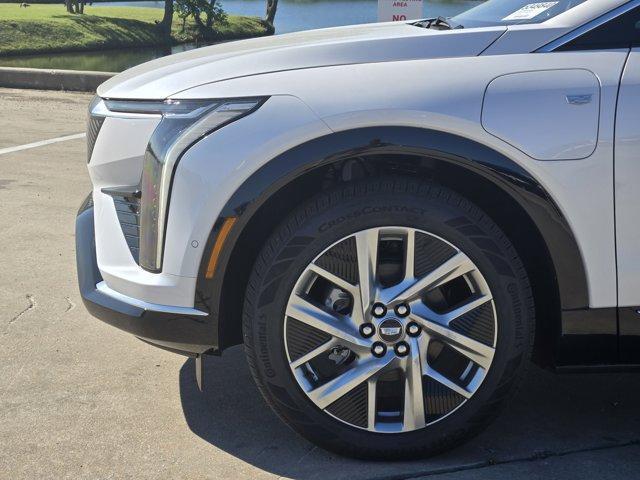 new 2025 Cadillac OPTIQ car, priced at $55,990
