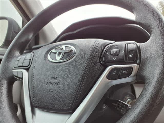 used 2018 Toyota Highlander car, priced at $19,455