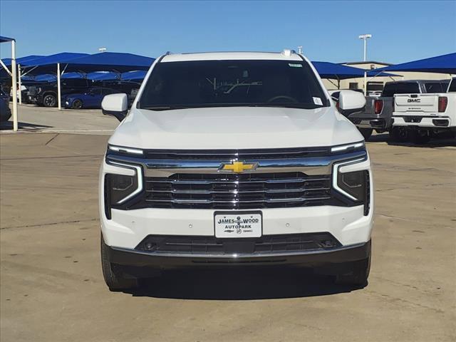 new 2025 Chevrolet Suburban car, priced at $72,370