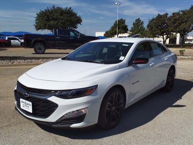 new 2025 Chevrolet Malibu car, priced at $28,740