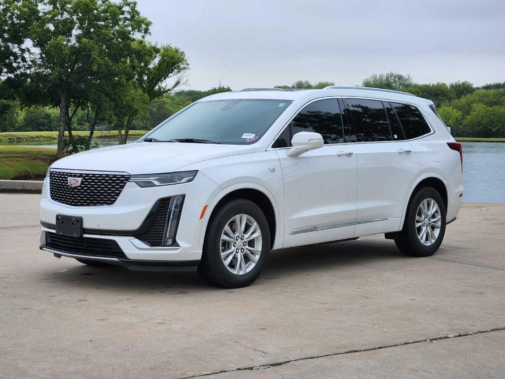 used 2023 Cadillac XT6 car, priced at $35,977