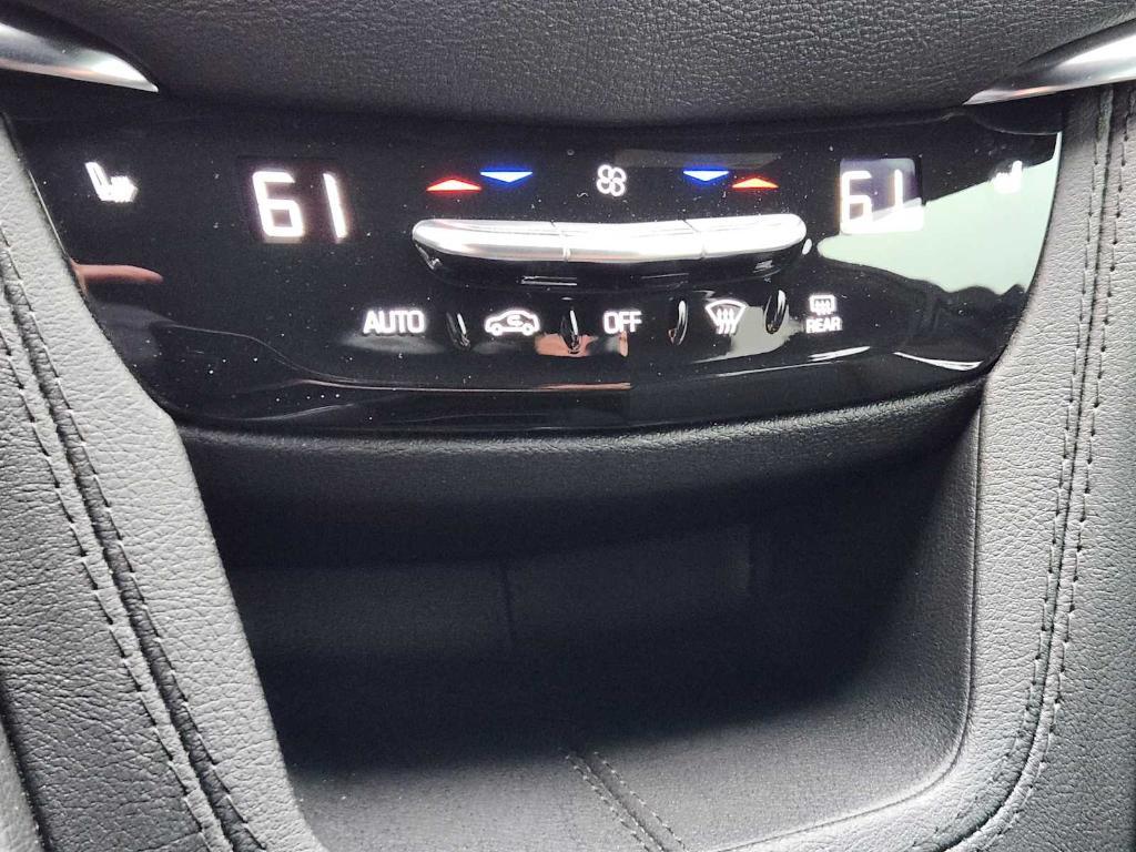 used 2023 Cadillac XT6 car, priced at $35,977