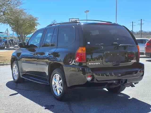 used 2007 GMC Envoy car, priced at $10,977