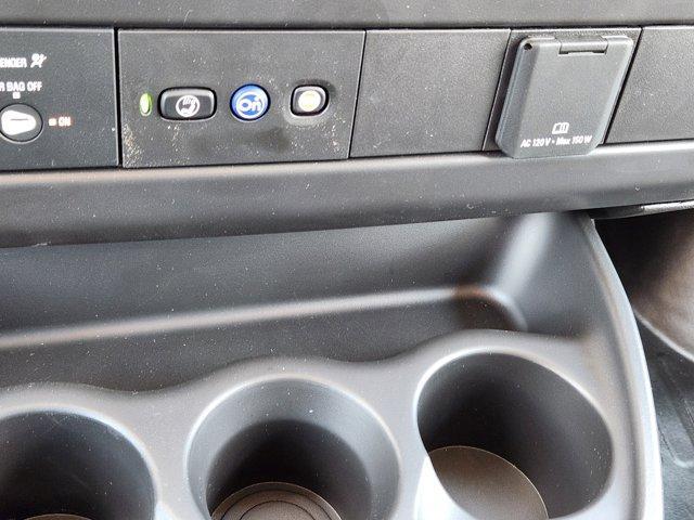 new 2025 GMC Savana 2500 car