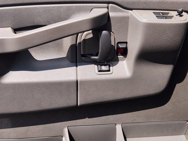 new 2025 GMC Savana 2500 car