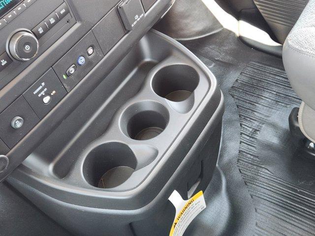 new 2025 GMC Savana 2500 car