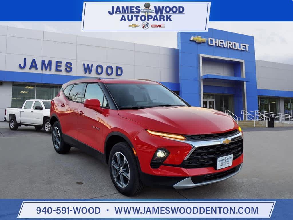 new 2025 Chevrolet Blazer car, priced at $34,710