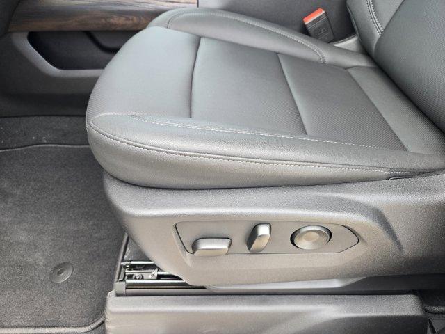new 2025 GMC Sierra 1500 car, priced at $52,675