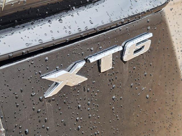 used 2022 Cadillac XT6 car, priced at $34,977