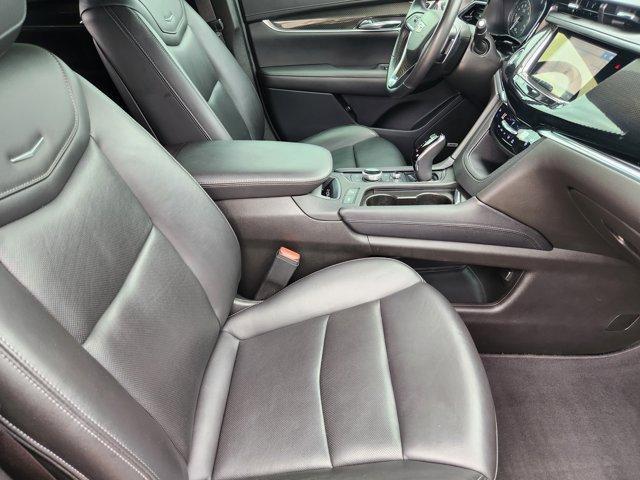 used 2022 Cadillac XT6 car, priced at $34,977
