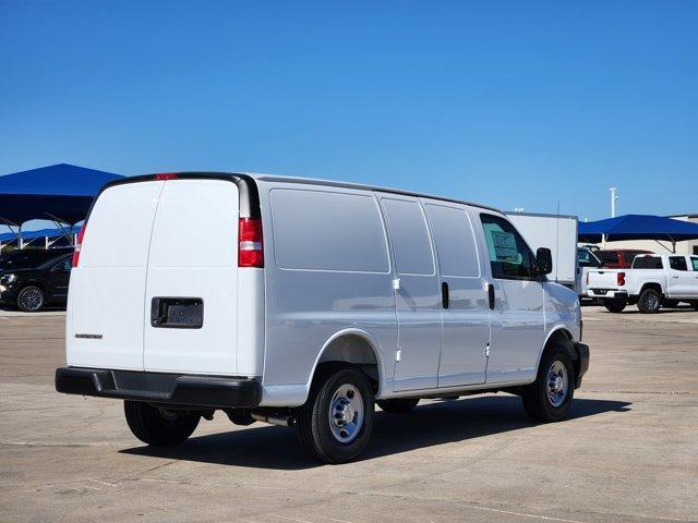 new 2025 Chevrolet Express 2500 car