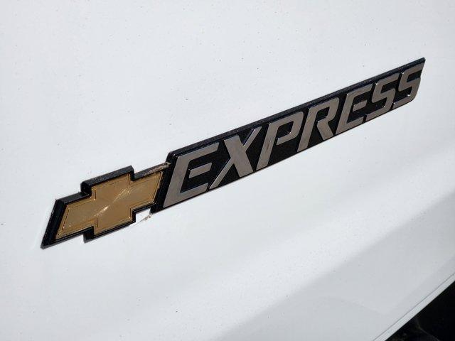 new 2025 Chevrolet Express 2500 car