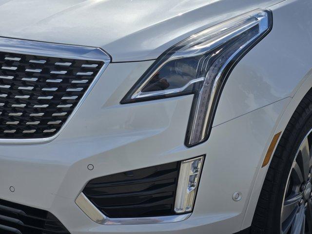 new 2025 Cadillac XT5 car, priced at $57,790