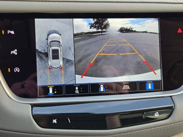 new 2025 Cadillac XT5 car, priced at $57,790