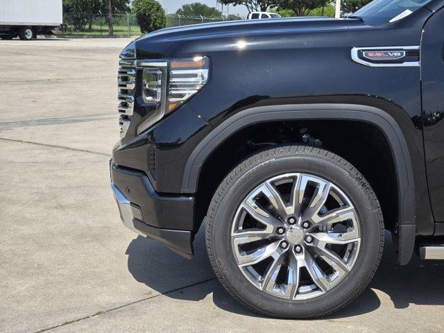 new 2025 GMC Sierra 1500 car, priced at $69,395
