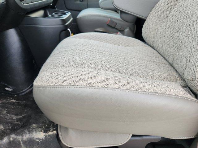 new 2025 GMC Savana 2500 car