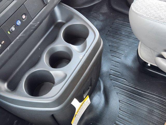 new 2025 GMC Savana 2500 car