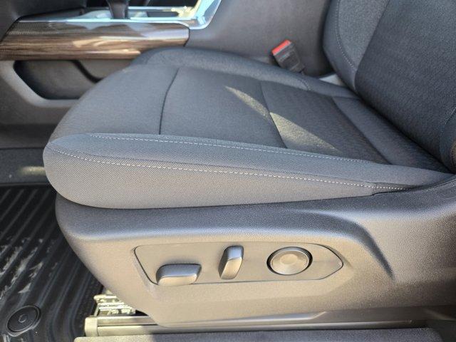 new 2025 Chevrolet Silverado 1500 car, priced at $52,105