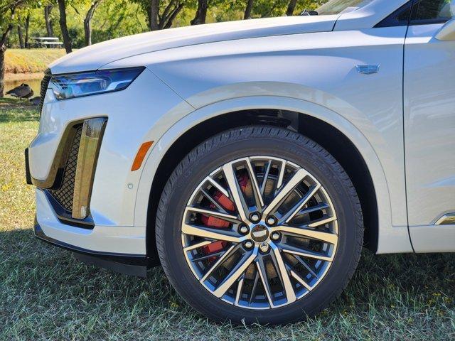 new 2025 Cadillac XT6 car, priced at $67,440