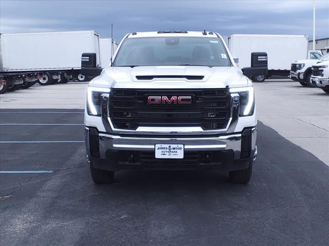 new 2024 GMC Sierra 3500 car, priced at $87,372