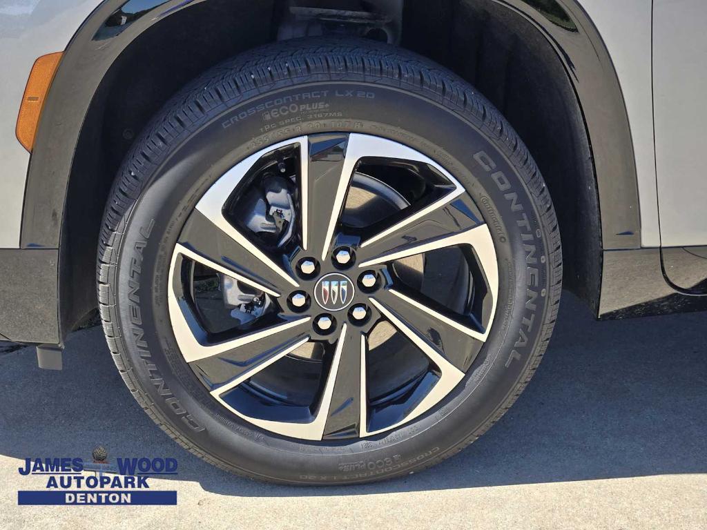 used 2025 Buick Enclave car, priced at $46,977
