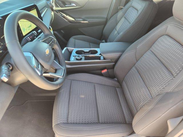 new 2026 Chevrolet Equinox car, priced at $32,495