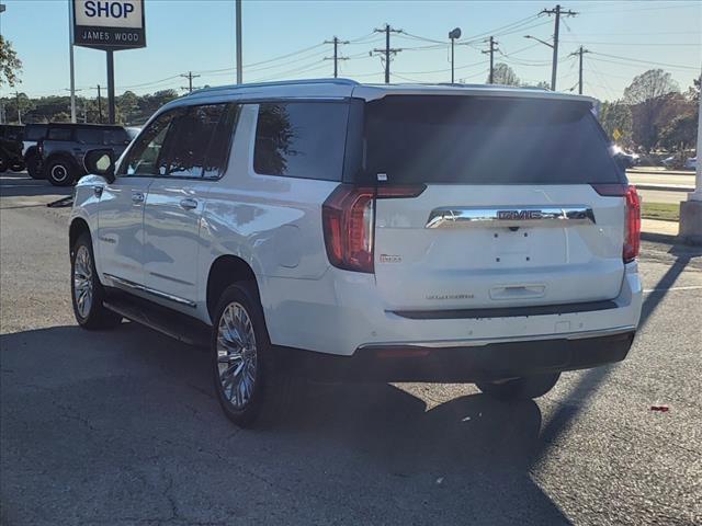 used 2023 GMC Yukon XL car, priced at $50,977