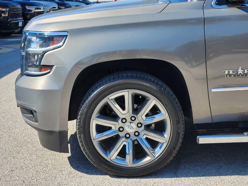 used 2017 Chevrolet Suburban car, priced at $15,977