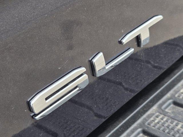new 2025 GMC Sierra 1500 car, priced at $53,670