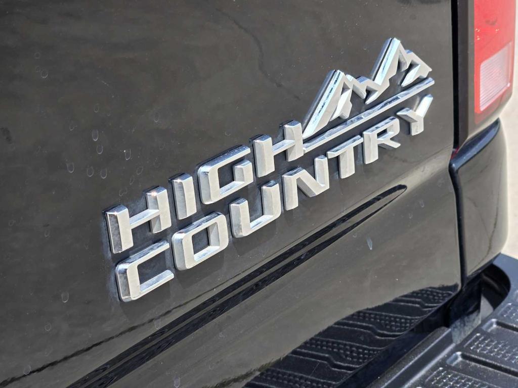 used 2024 Chevrolet Silverado 2500 car, priced at $71,455