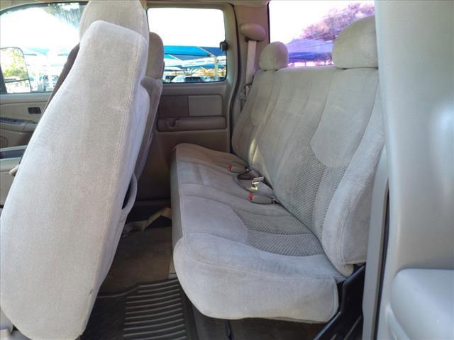 used 2004 Chevrolet Silverado 2500 car, priced at $7,977