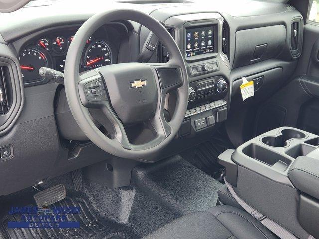 new 2025 Chevrolet Silverado 1500 car, priced at $33,995