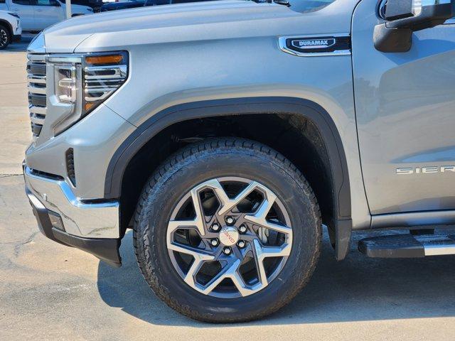 new 2025 GMC Sierra 1500 car, priced at $58,302
