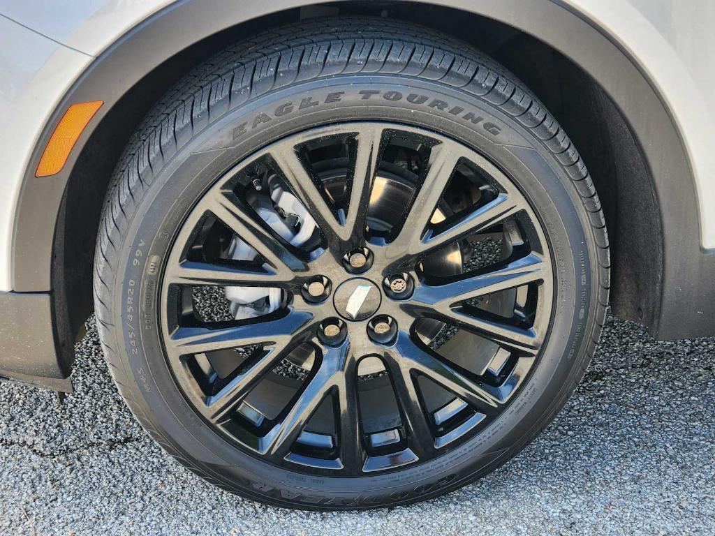 used 2023 Cadillac XT4 car, priced at $31,977
