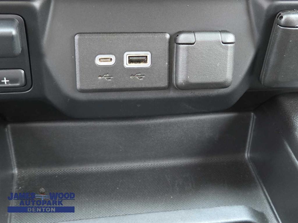 used 2021 Chevrolet Silverado 1500 car, priced at $37,977
