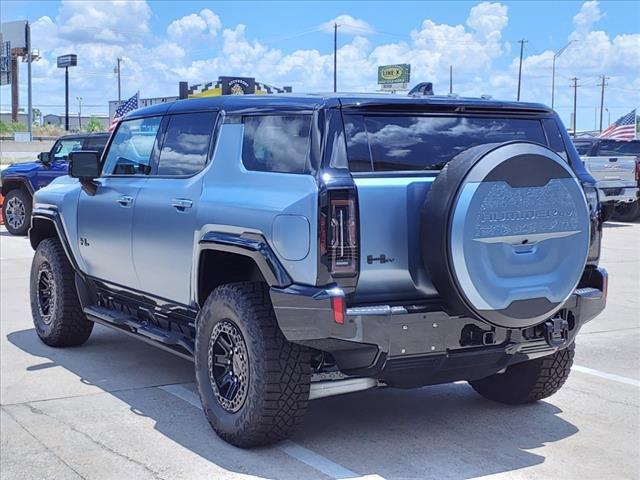 new 2024 GMC HUMMER EV car